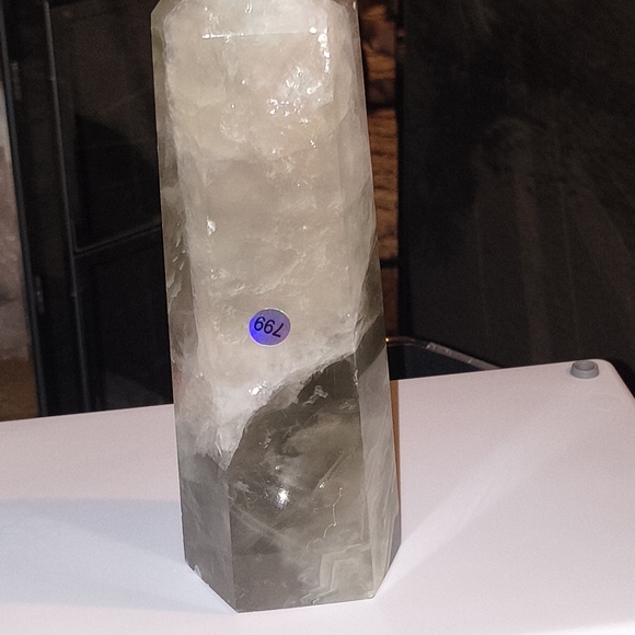 Multicolor Crystal Tower - Picture 3 of 6